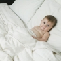 Ребенок не спит в своей кроватке - что делать?